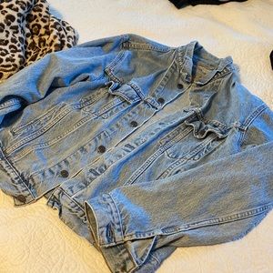 Vintage Levi’s denim jacket